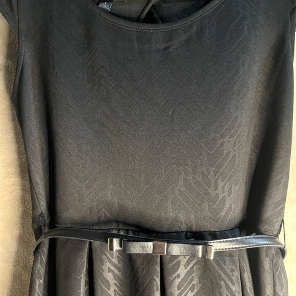 IZ BYER WOMENS VERSATILE BLACK PRINTED SCUBA KNIT SHORT SLEEVE DRESS BELT SIZE L - Picture 7 of 14